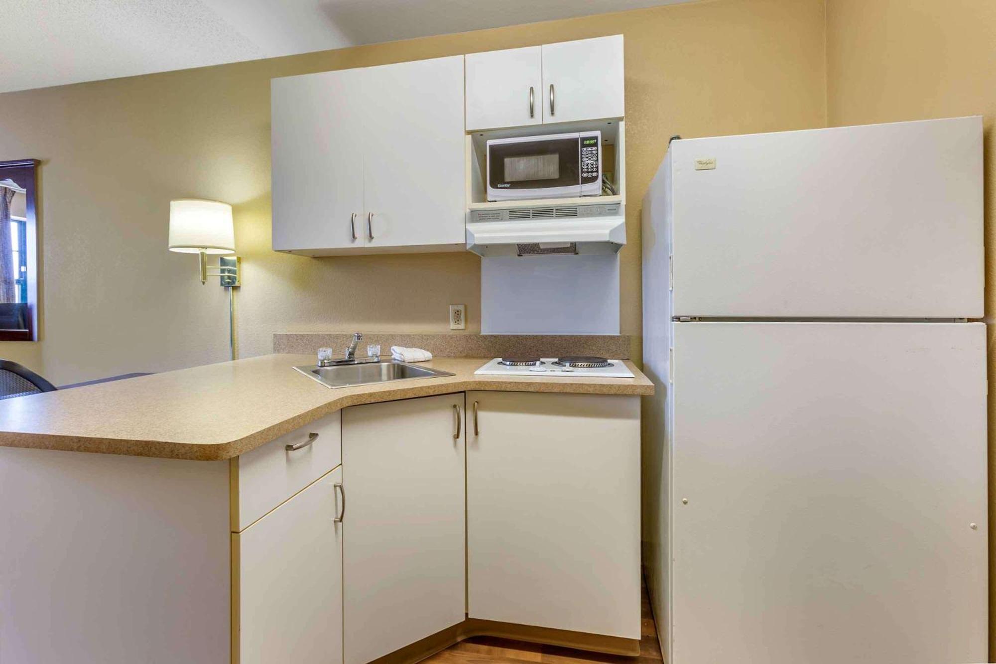 Extended Stay America Select Suites - Phoenix - Deer Valley Ngoại thất bức ảnh