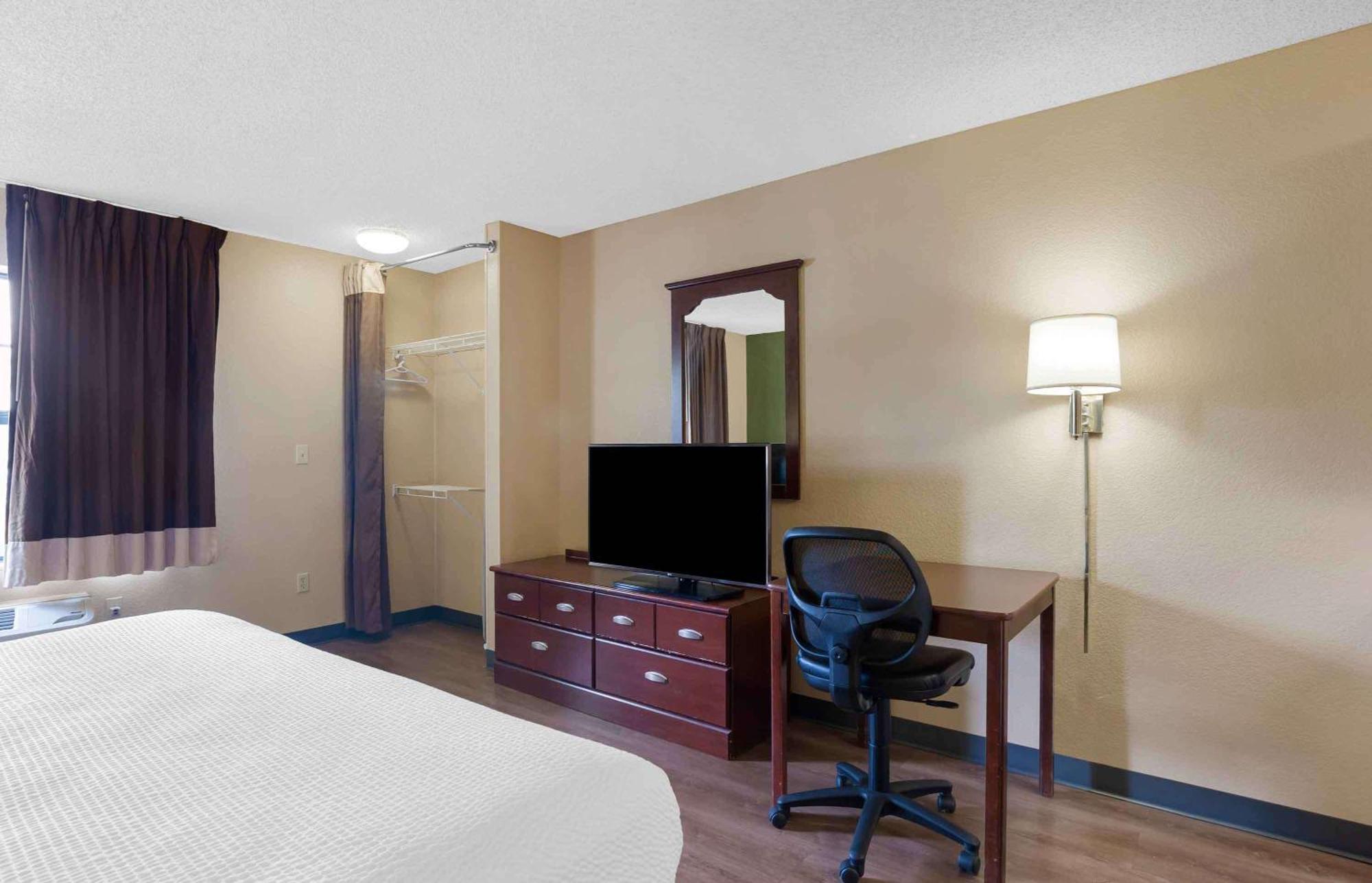 Extended Stay America Select Suites - Phoenix - Deer Valley Ngoại thất bức ảnh